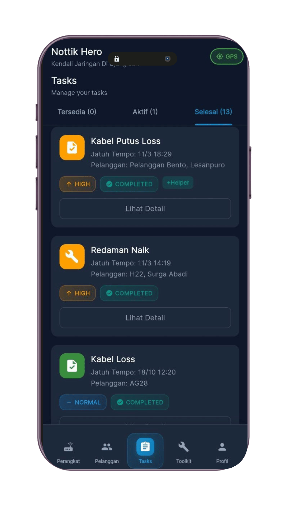 Dashboard perangkat Mikrotik & live traffic — Nottik Hero